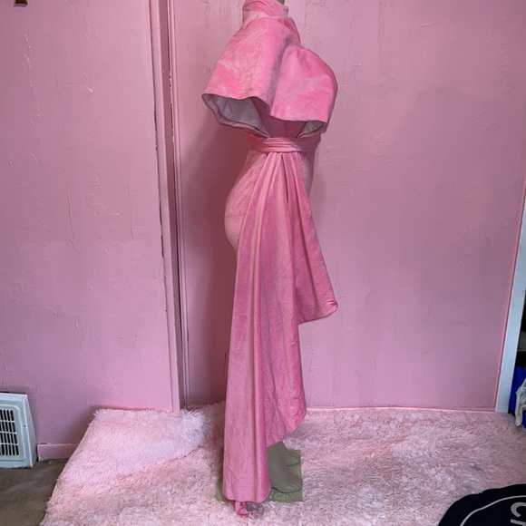 Dress - Picture 4 of 5